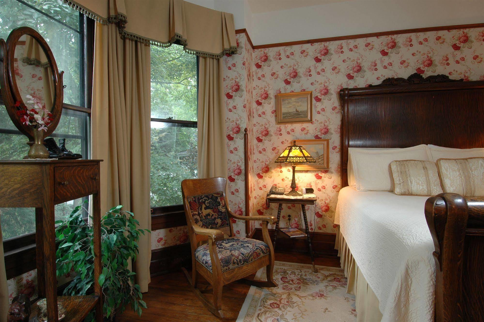 The 1899 Wright Inn & Carriage House Asheville Buitenkant foto